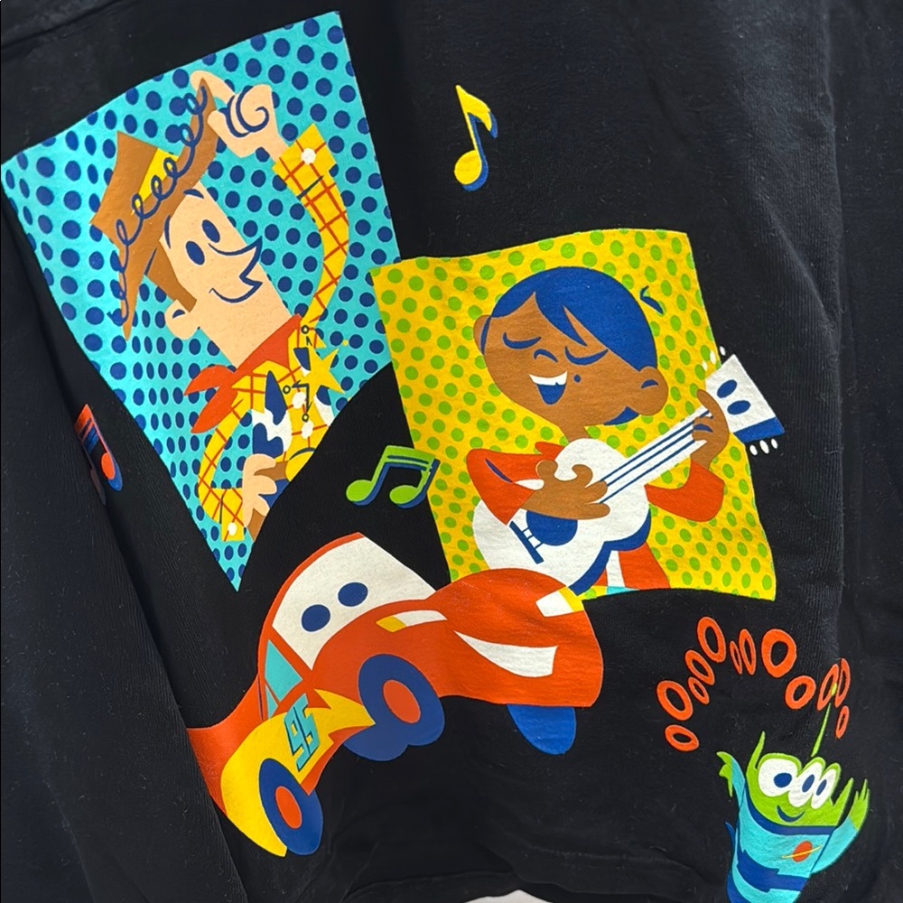 Pixar fest adult small spirit jersey Black Graphic T-Shirt